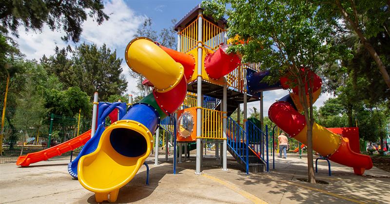 el color en los juegos de parques