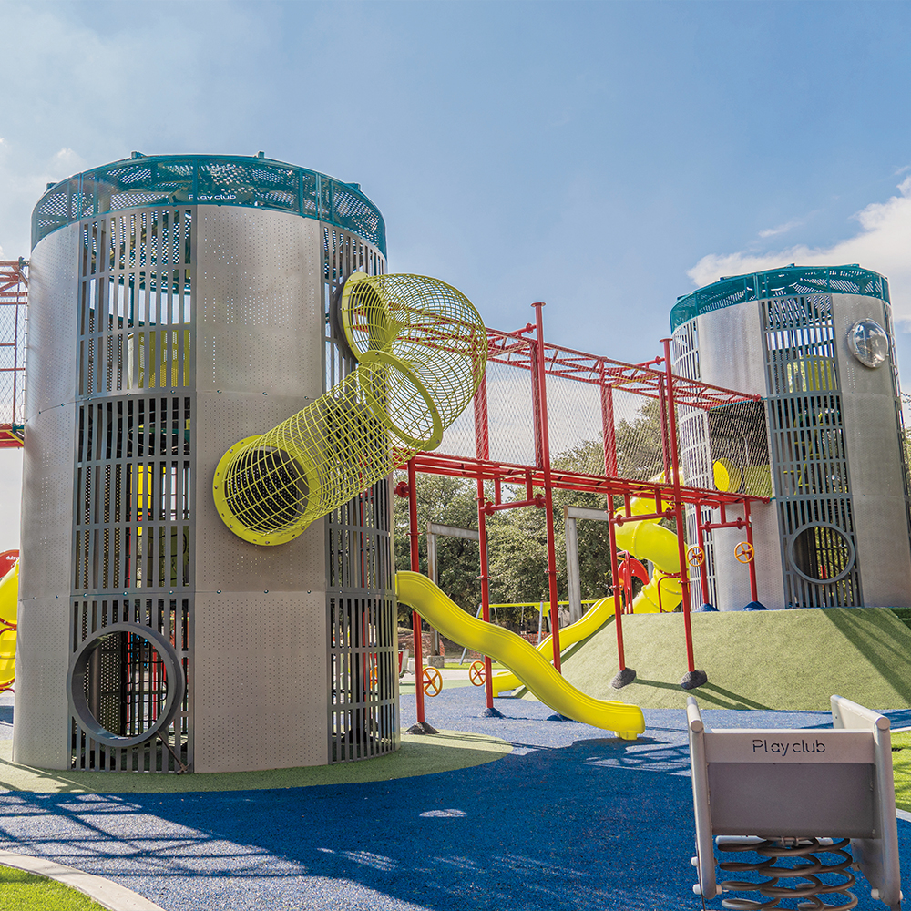 juego-dos-torres-23twr05-Fundidora-Vista-Trasera